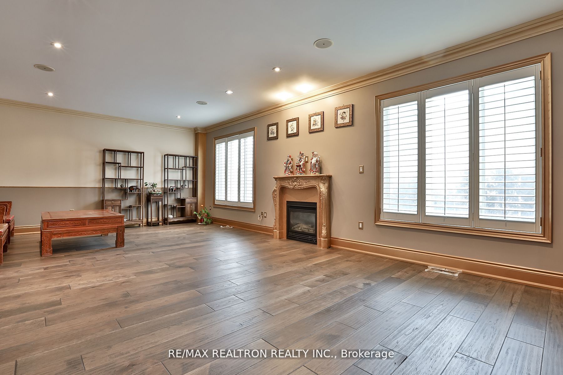 83 Elm Avenue