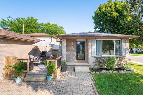 225 Golfwood Drive Hamilton ON L9C 7C6