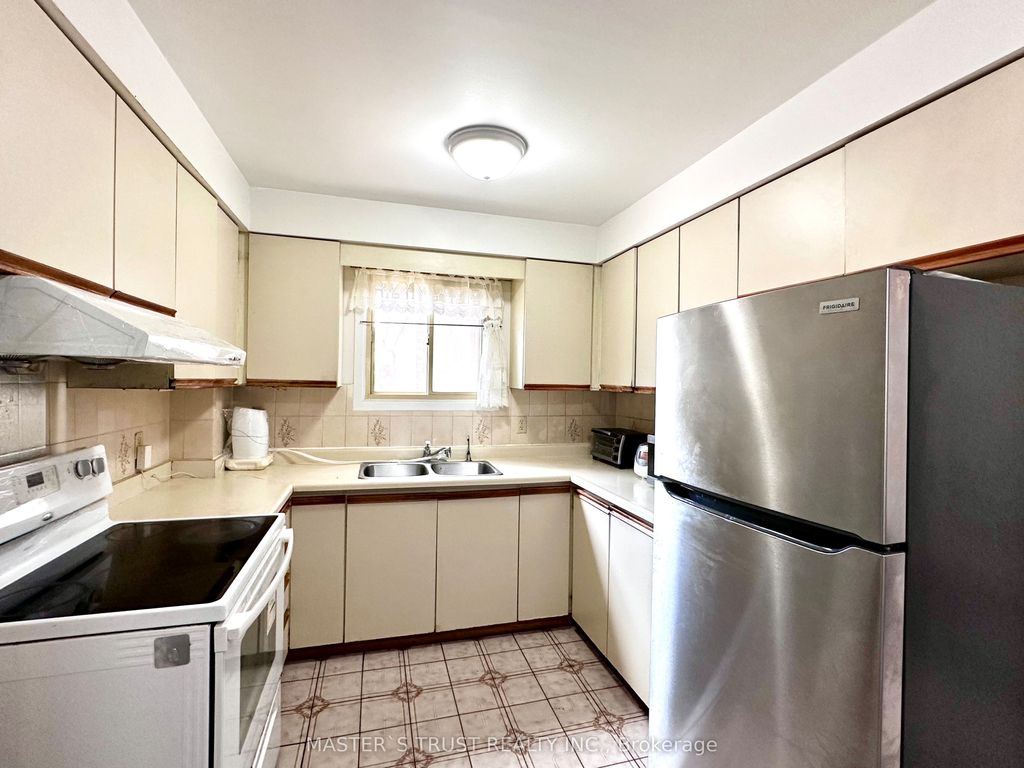 Photo of 53 Montezuma Trail, Toronto, ON M1V 1K4 (MLS # E12664098)