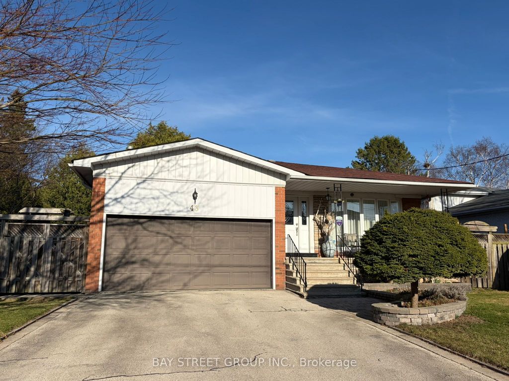 Photo of 43 Appian Drive, Toronto, ON M2J 2P8 (MLS # C12980710)