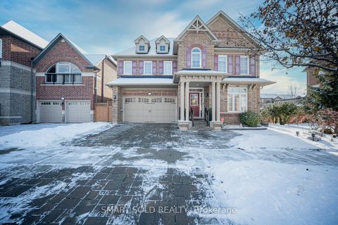 33 Earnshaw Drive Markham ON L6C 0E4