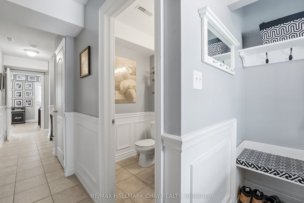 Photo of 1280 Coleman Crescent, Innisfil, ON L9S 0G6 (MLS # N13606918)