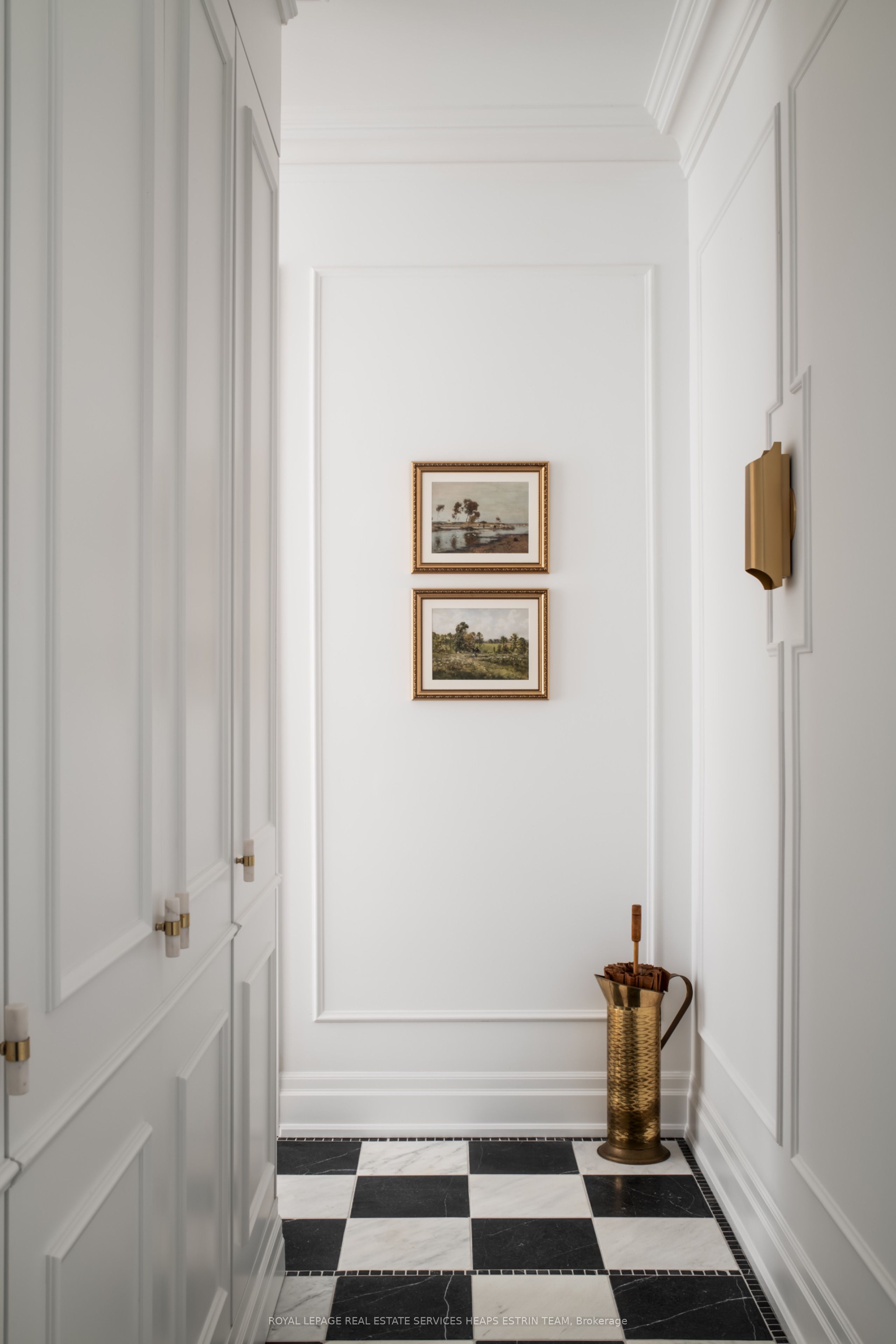 23 Lippincott Street