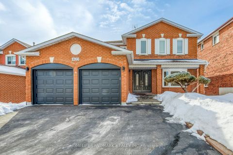 1266 Winterbourne Drive Oakville ON L6J 7E4