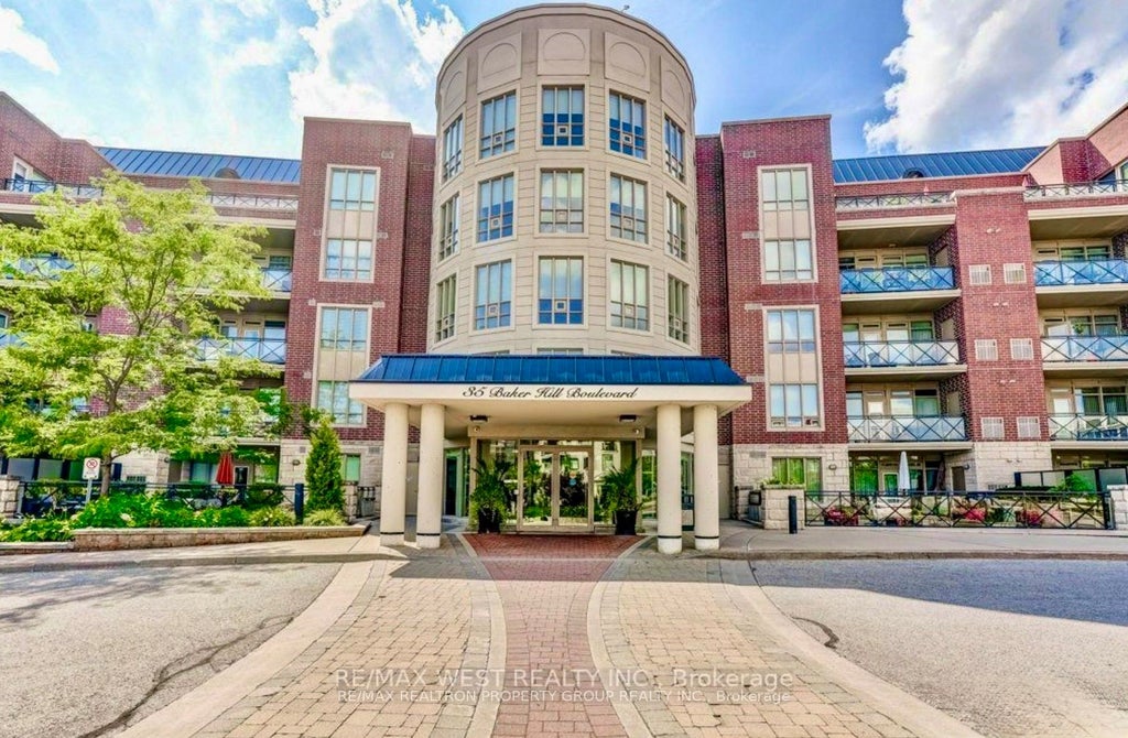 Photo of 35 Baker Hill Boulevard W #309, Whitchurch-Stouffville, ON L4A 1P8 (MLS # N13859418)