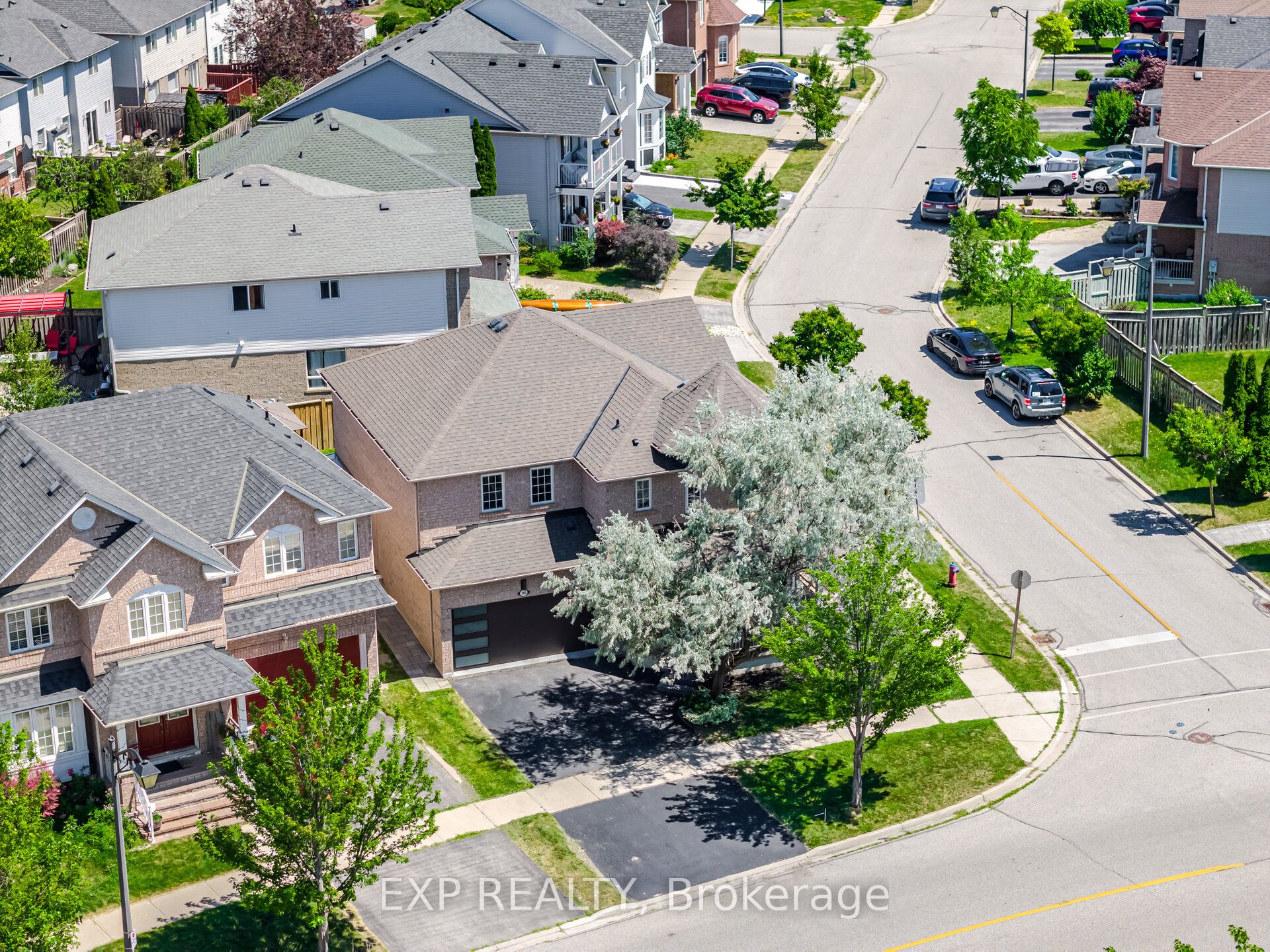 160 DIXON Drive