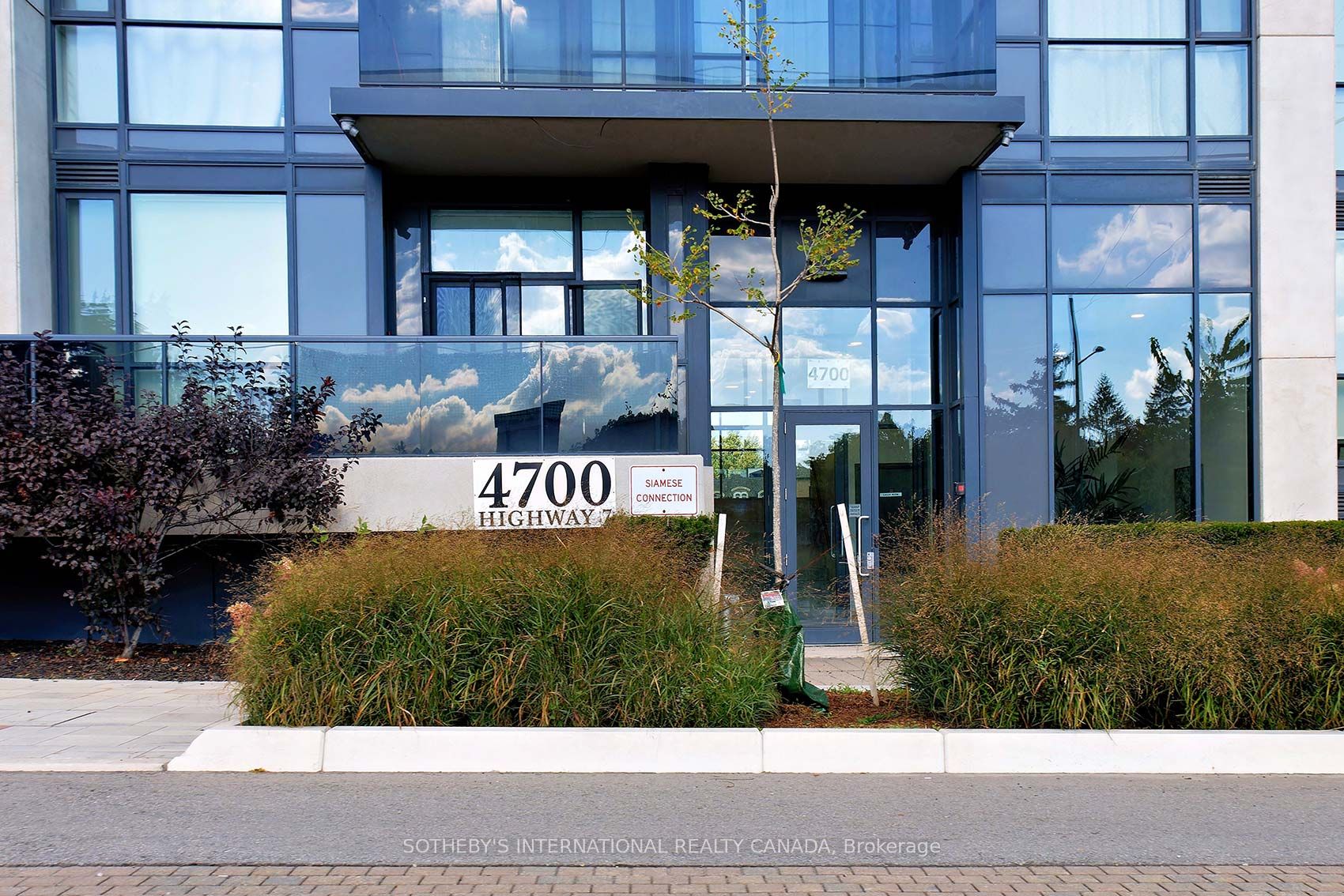 4700 Highway 7 Road 501