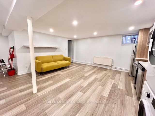 545 Palmerston Boulevard 5