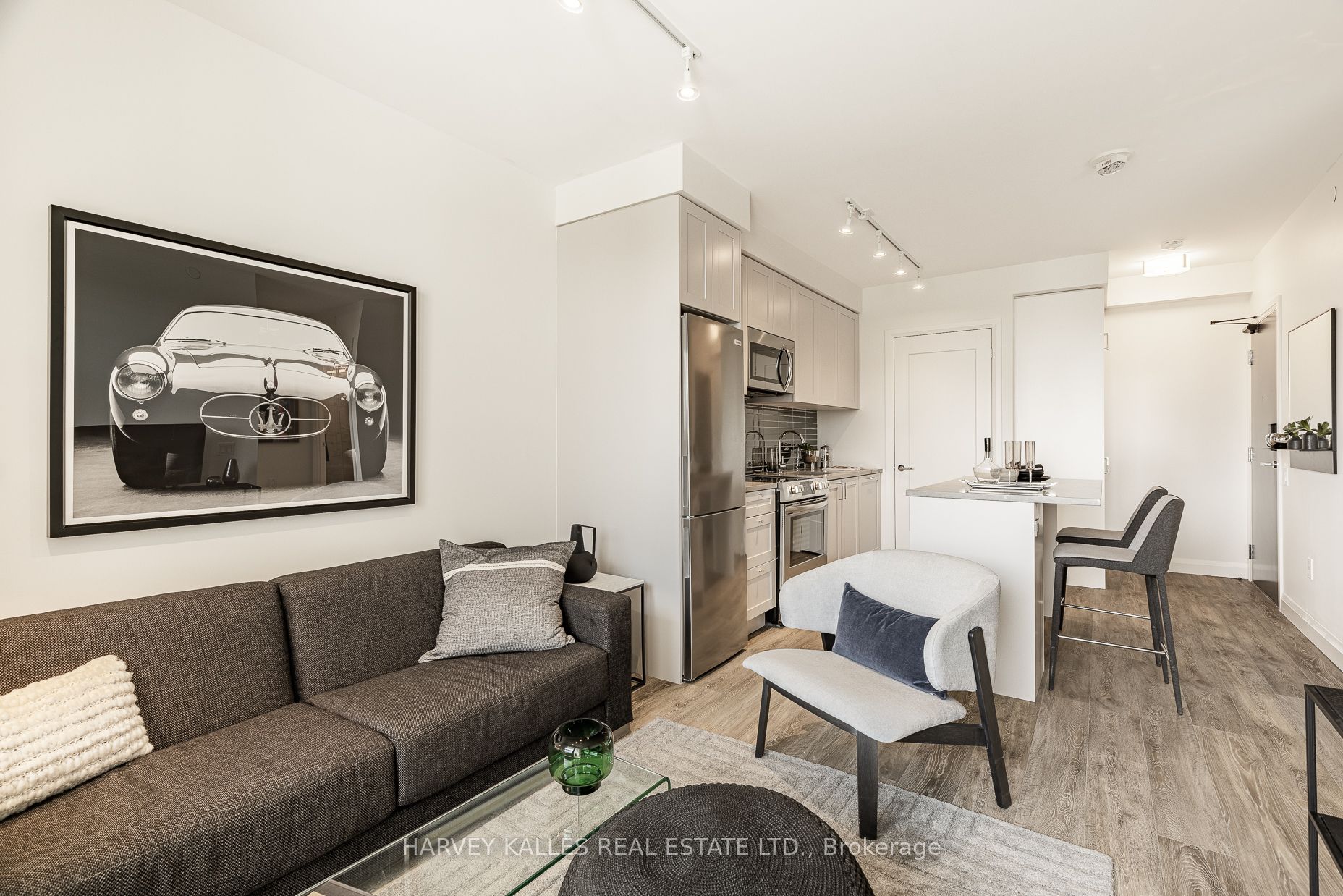 Photo 1 of 15 — 71 Redpath Avenue 1301, Toronto, ON M4S 0E1