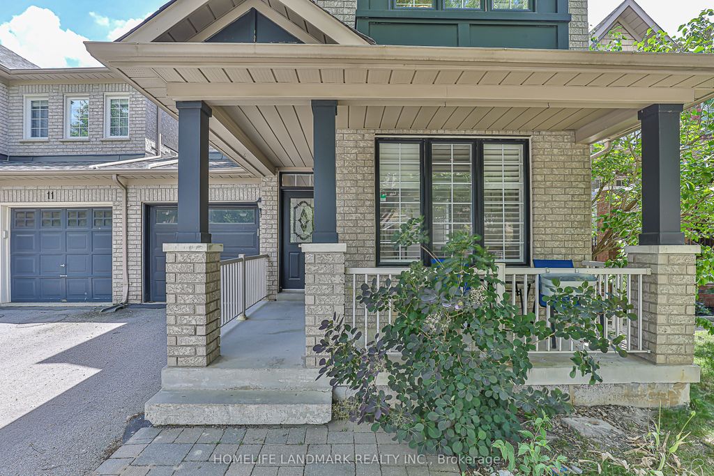 Photo of 9 Longwood Avenue, Richmond Hill, ON L4E 4B1 (MLS # N12659860)