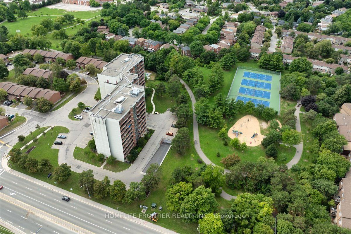 2301 Derry Road W 605