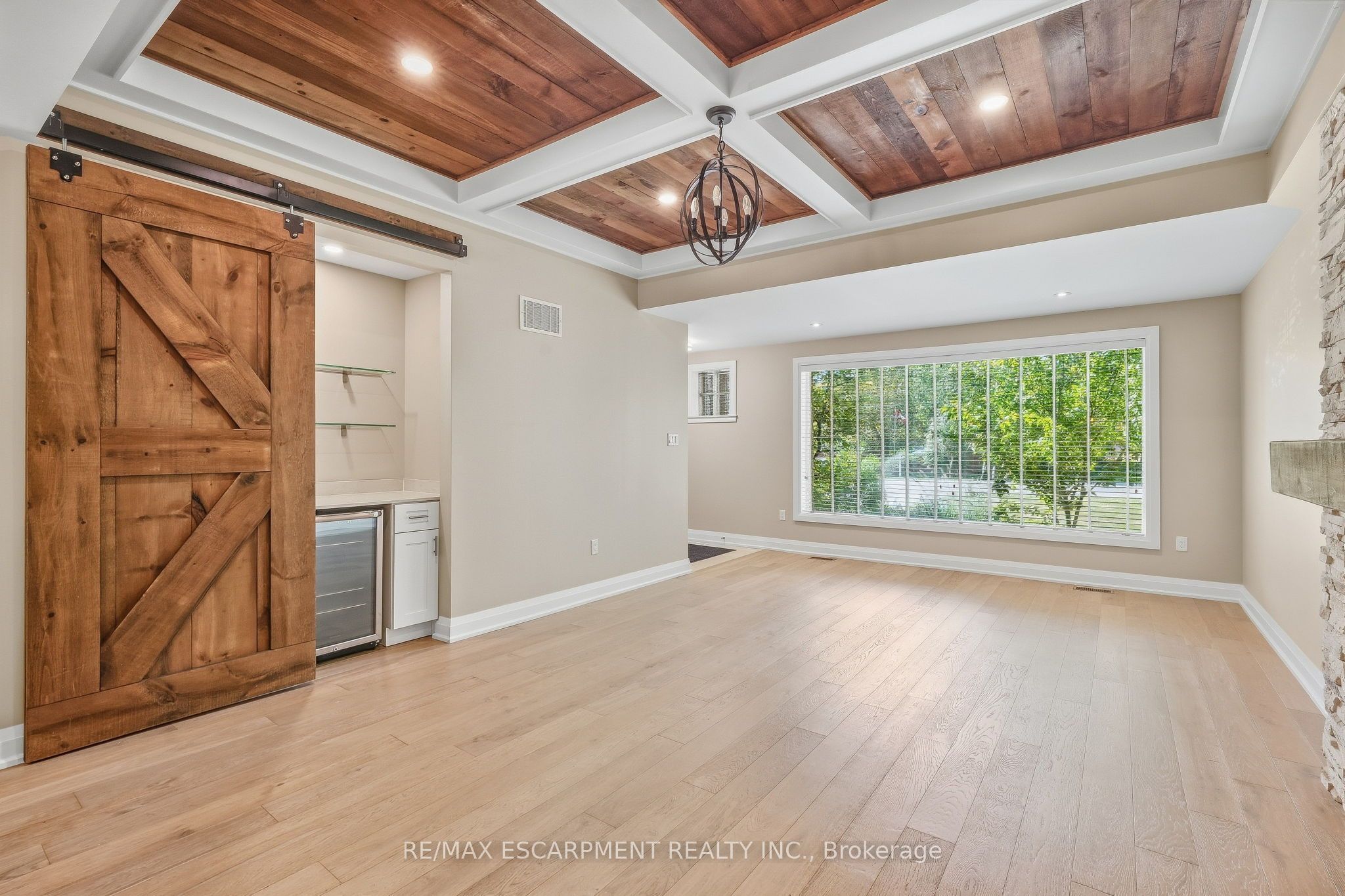 707 King Road MAIN