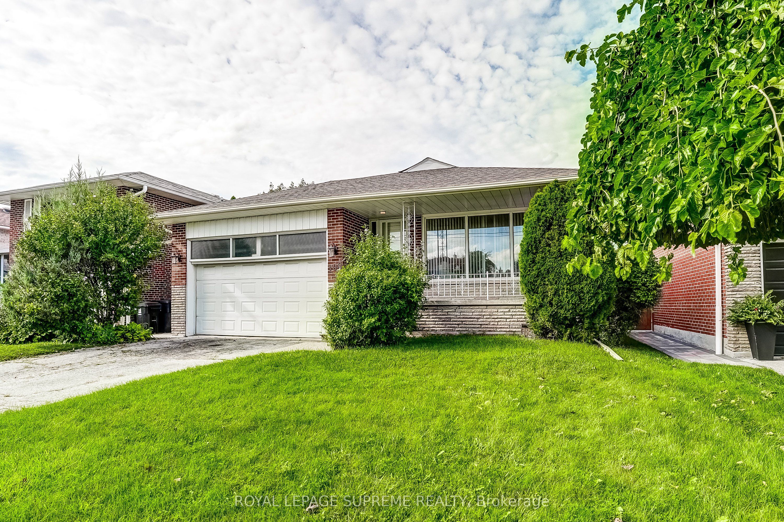 100 Summitcrest Drive
