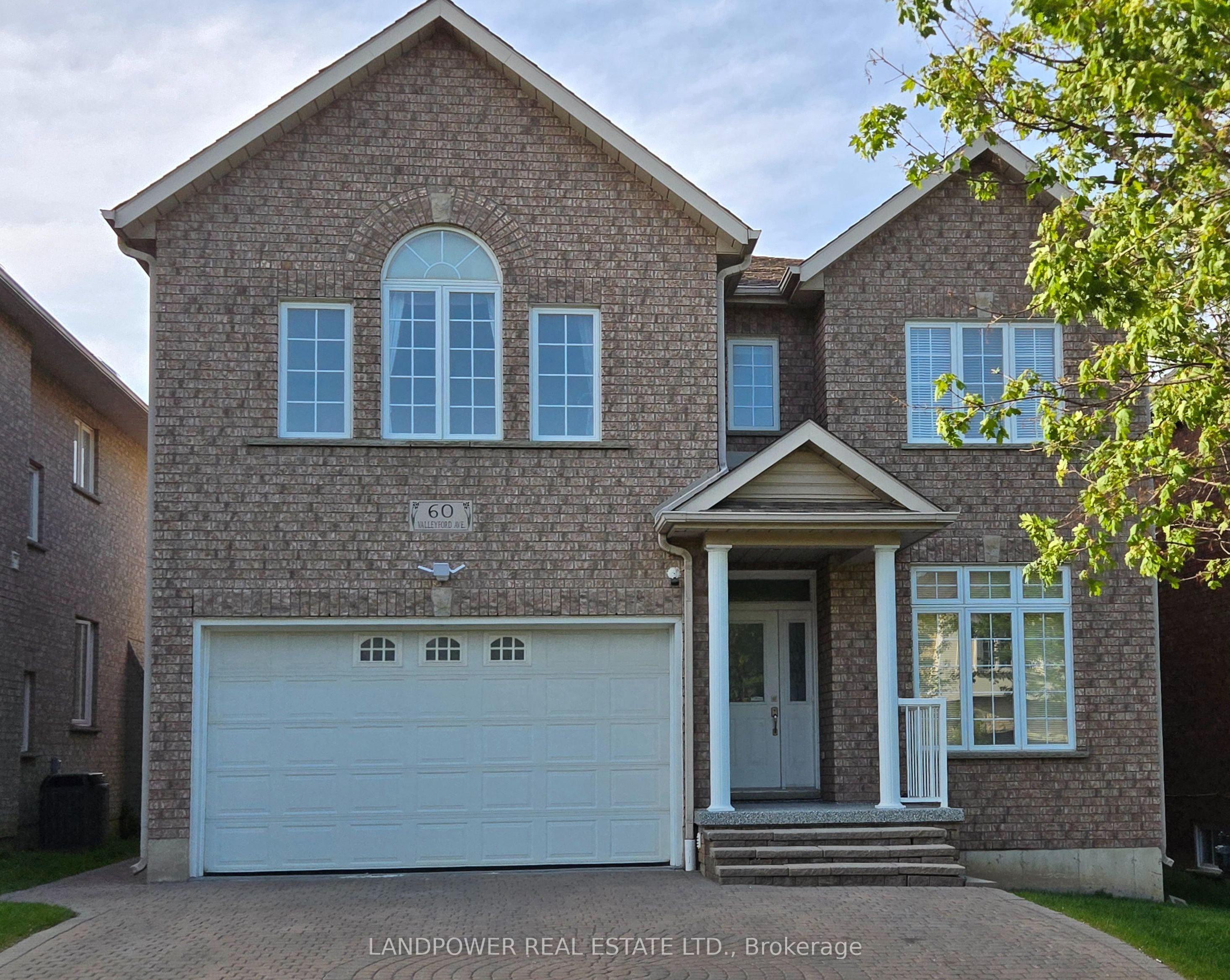 60 Valleyford Avenue
