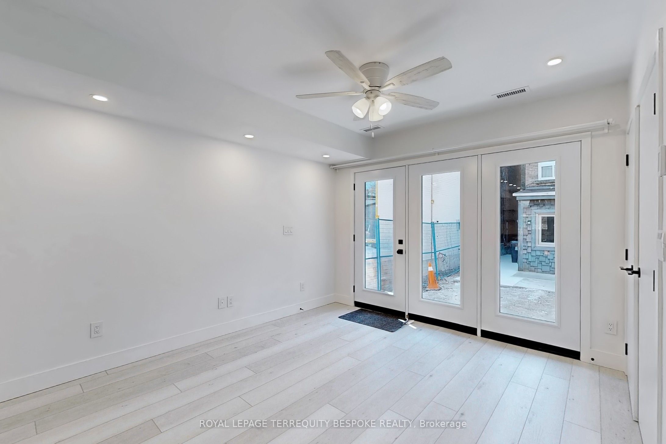363 Euclid Avenue Laneway