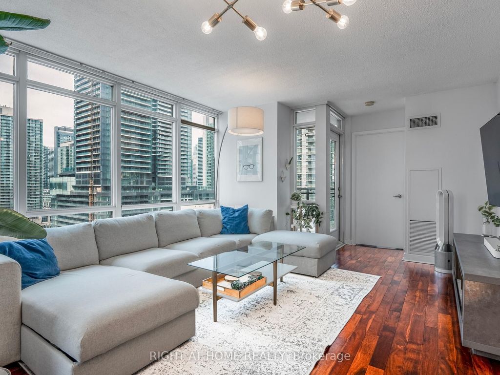 Photo of 11 Brunel Court #1706, Toronto, ON M5V 3Y3 (MLS # C12380270)