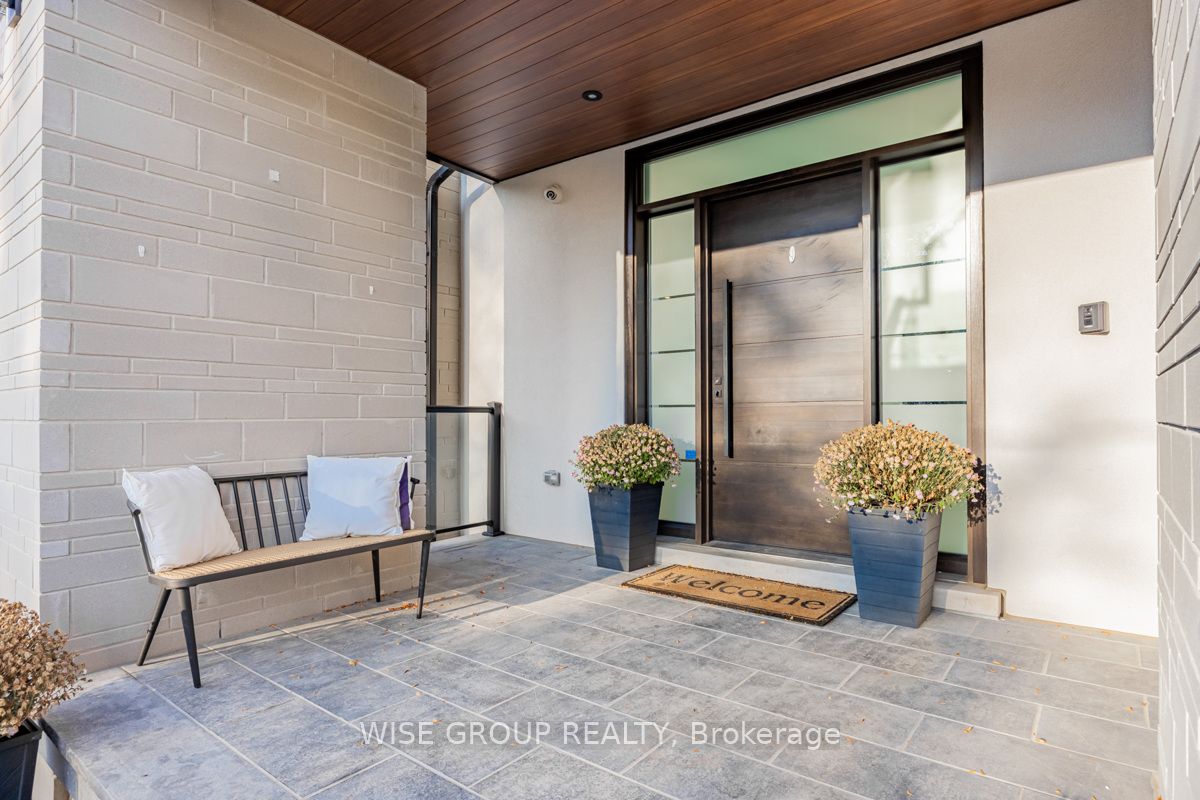 1322 Stanbury Road