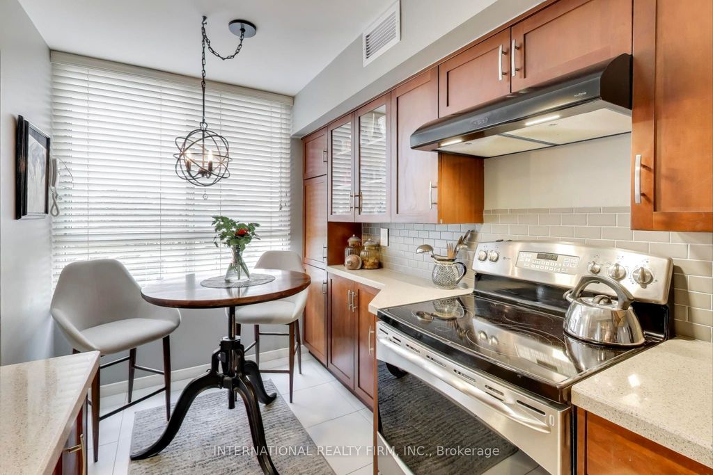 Photo of 1485 Lakeshore Road E #316, Mississauga, ON L5E 3G2 (MLS # W12553964)