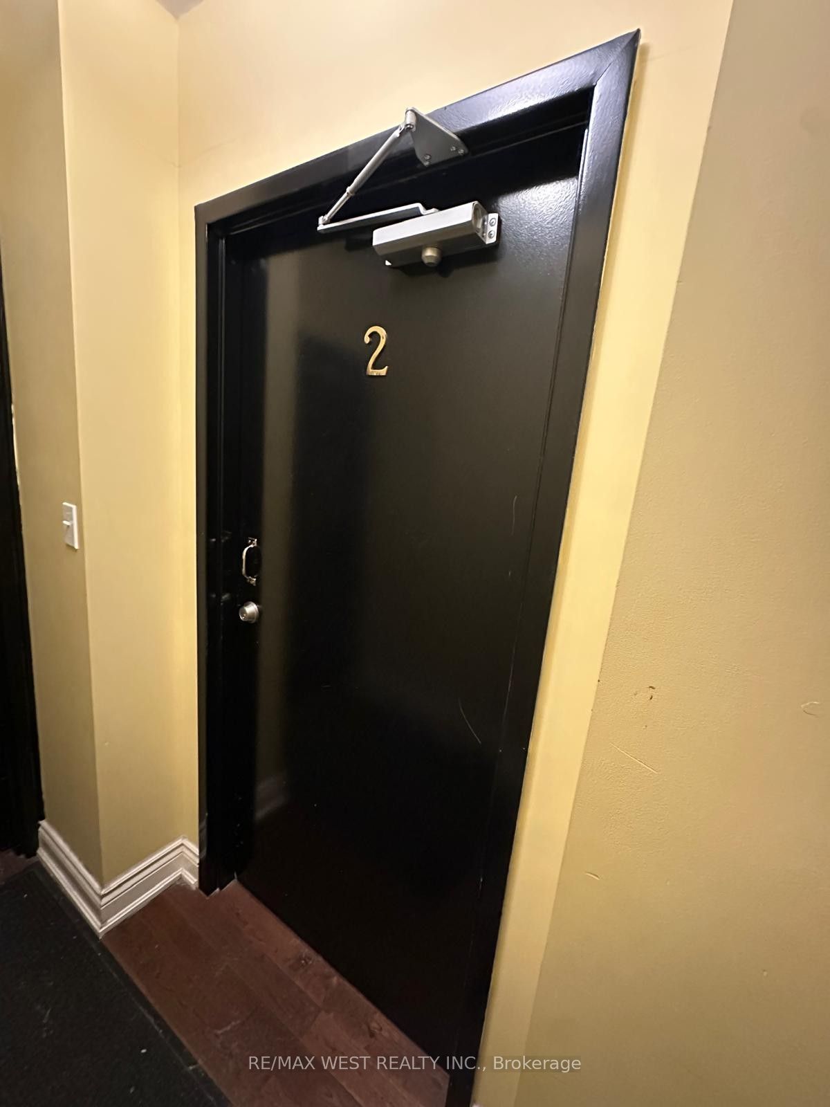 290 Harbord Street 2