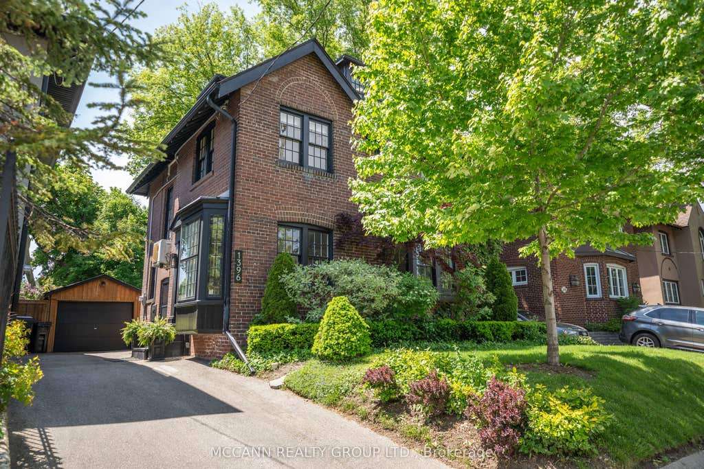 Photo of 1396 Mount Pleasant Road, Toronto, ON M4N 2T8 (MLS # C13577280)