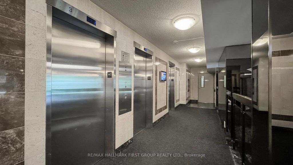 Photo of 1210 Radom Street #509, Pickering, ON L1W 2Z3 (MLS # E12842392)