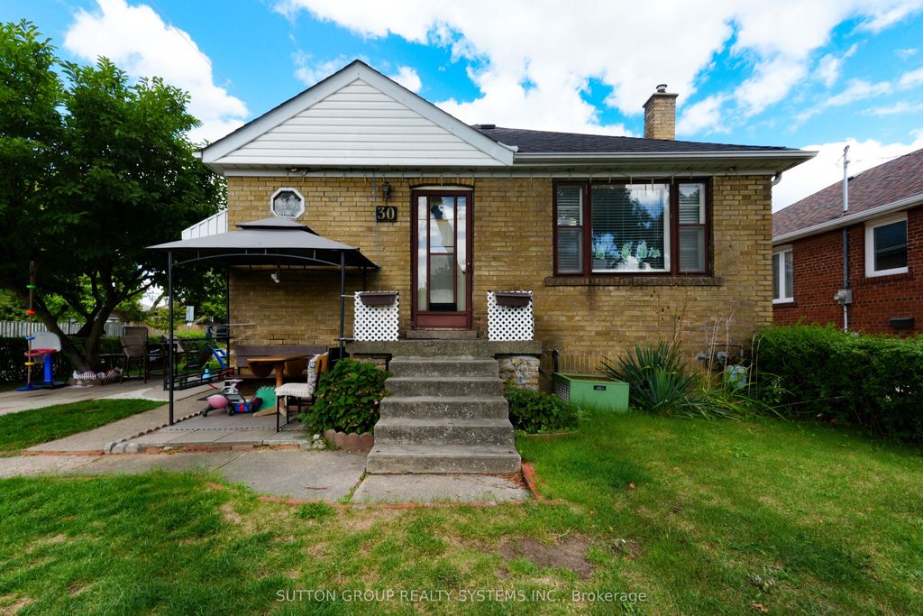 Photo of 30 Silvercrest Avenue, Toronto, ON M8W 2S4 (MLS # W12529290)