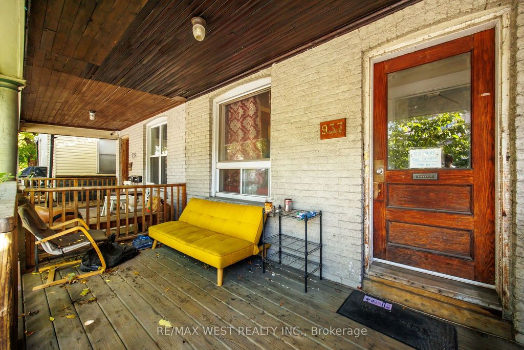 Photo of 937 Bathurst Street, Toronto, ON M5R 3G4 (MLS # C12486794)