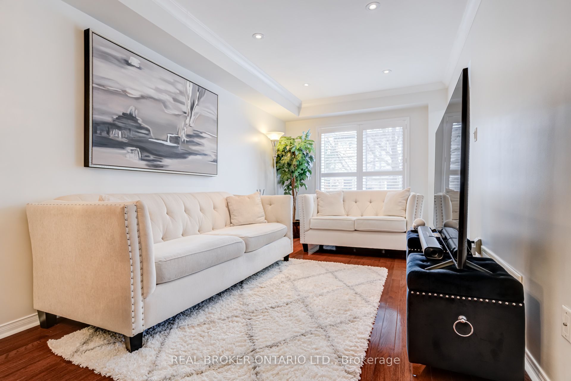 86 Joymar Drive 102