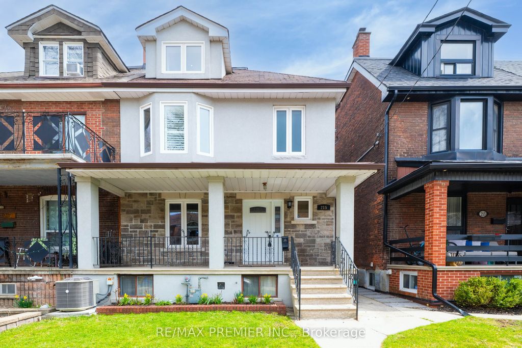 Photo of 215 Grace Street, Toronto, ON M6G 3A7 (MLS # C12971848)
