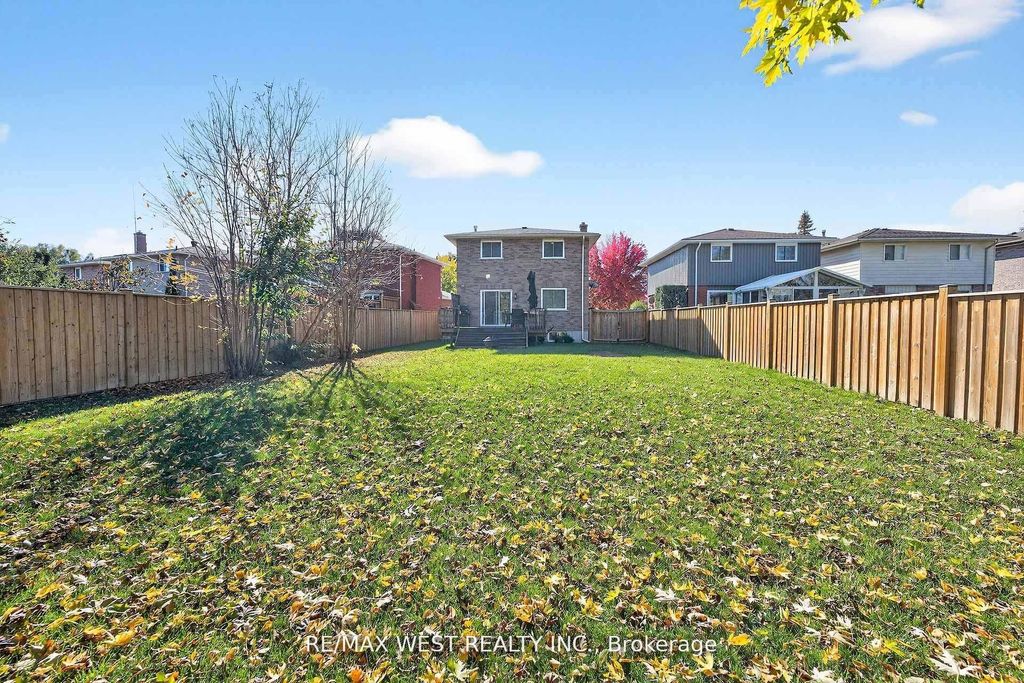 Photo of 100 Kerr Boulevard, New Tecumseth, ON L9R 1C6 (MLS # N12844344)