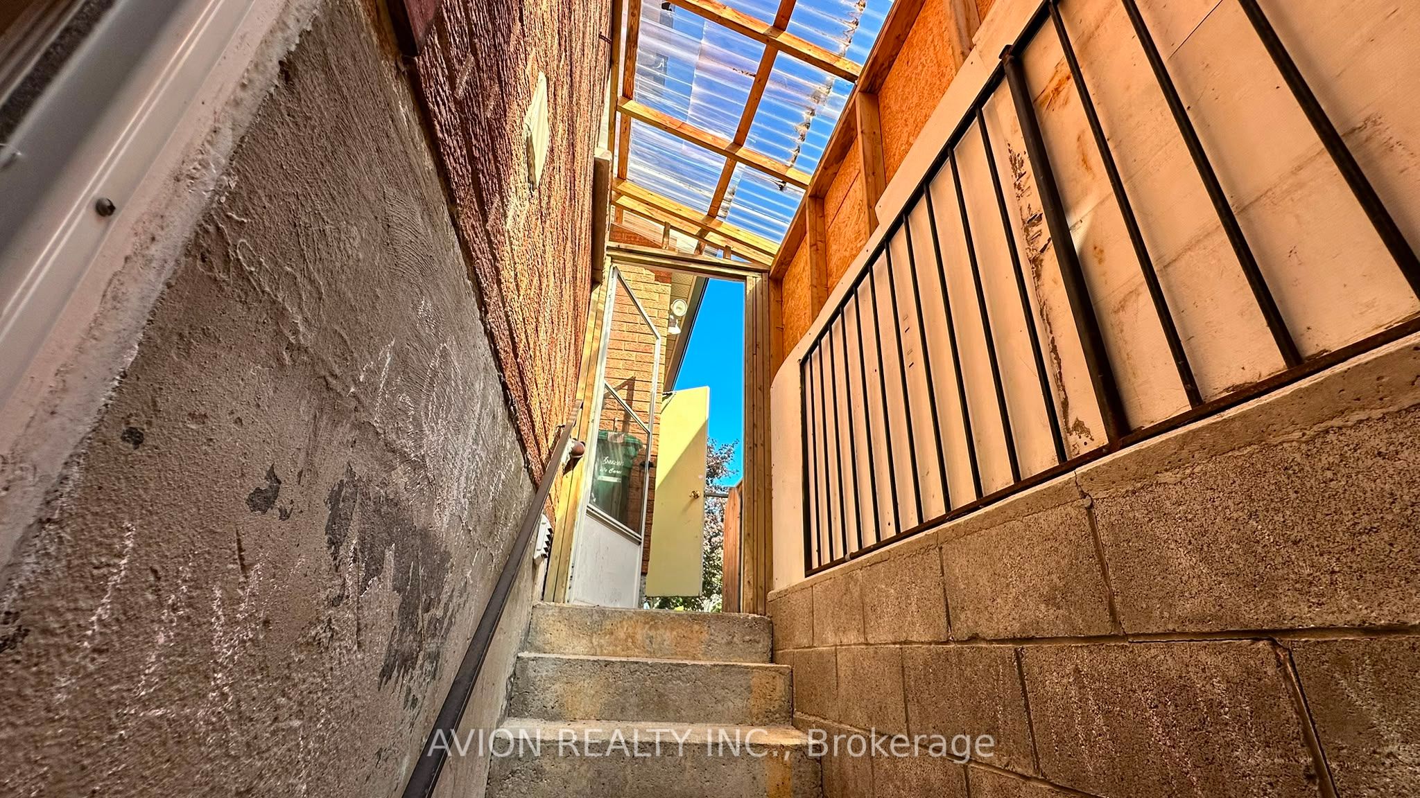 7 Fairty Drive (Basement Apartment),