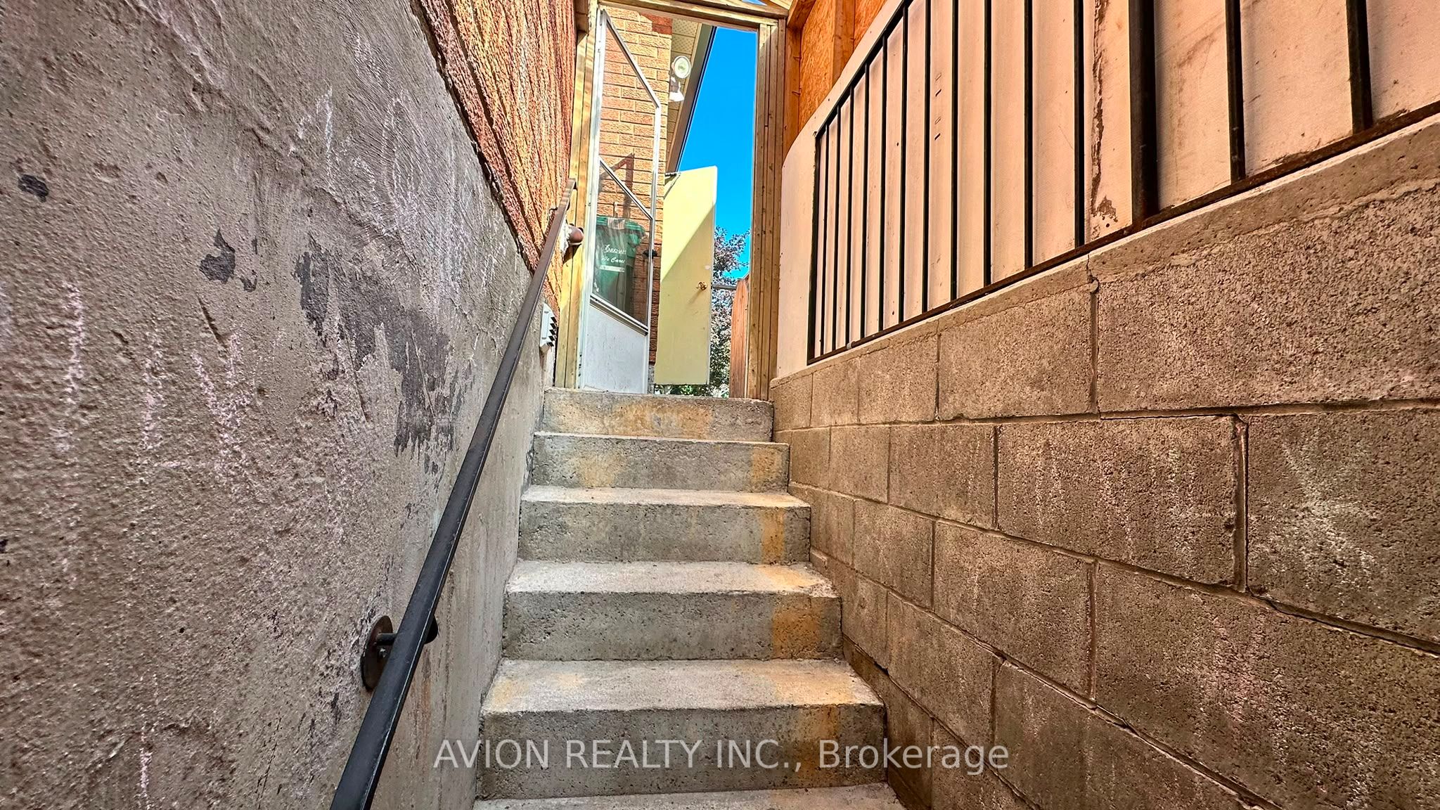 7 Fairty Drive (Basement Apartment),