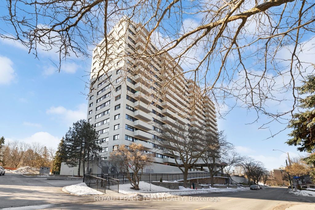 Photo of 40 Landry Street #1114, Vanier and Kingsview Park, ON K1L 8K4 (MLS # X13080736)