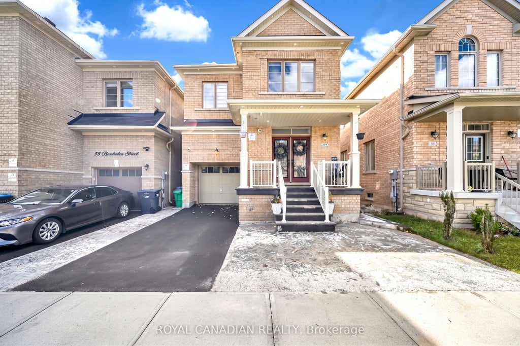 Photo of 33 Bachelor Street, Brampton, ON L7A 5B1 (MLS # W13885938)