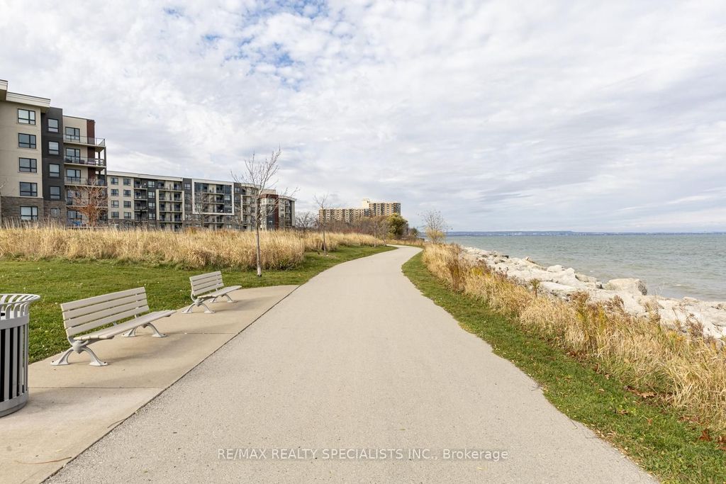 Photo of 101 Shoreview Place #112, Hamilton, ON L8E 0K2 (MLS # X12754980)