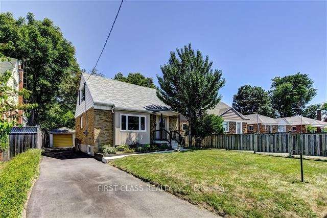 Photo 1 of 11 — 11 Ellington Drive, Toronto, ON M1R 3X6