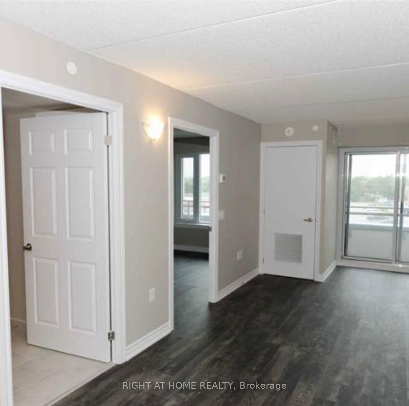 1105 Leger Way 114