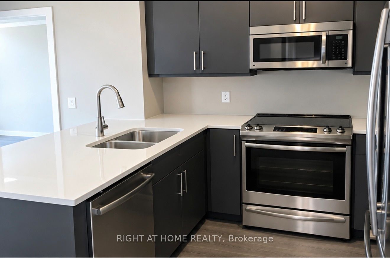 1105 Leger Way 114