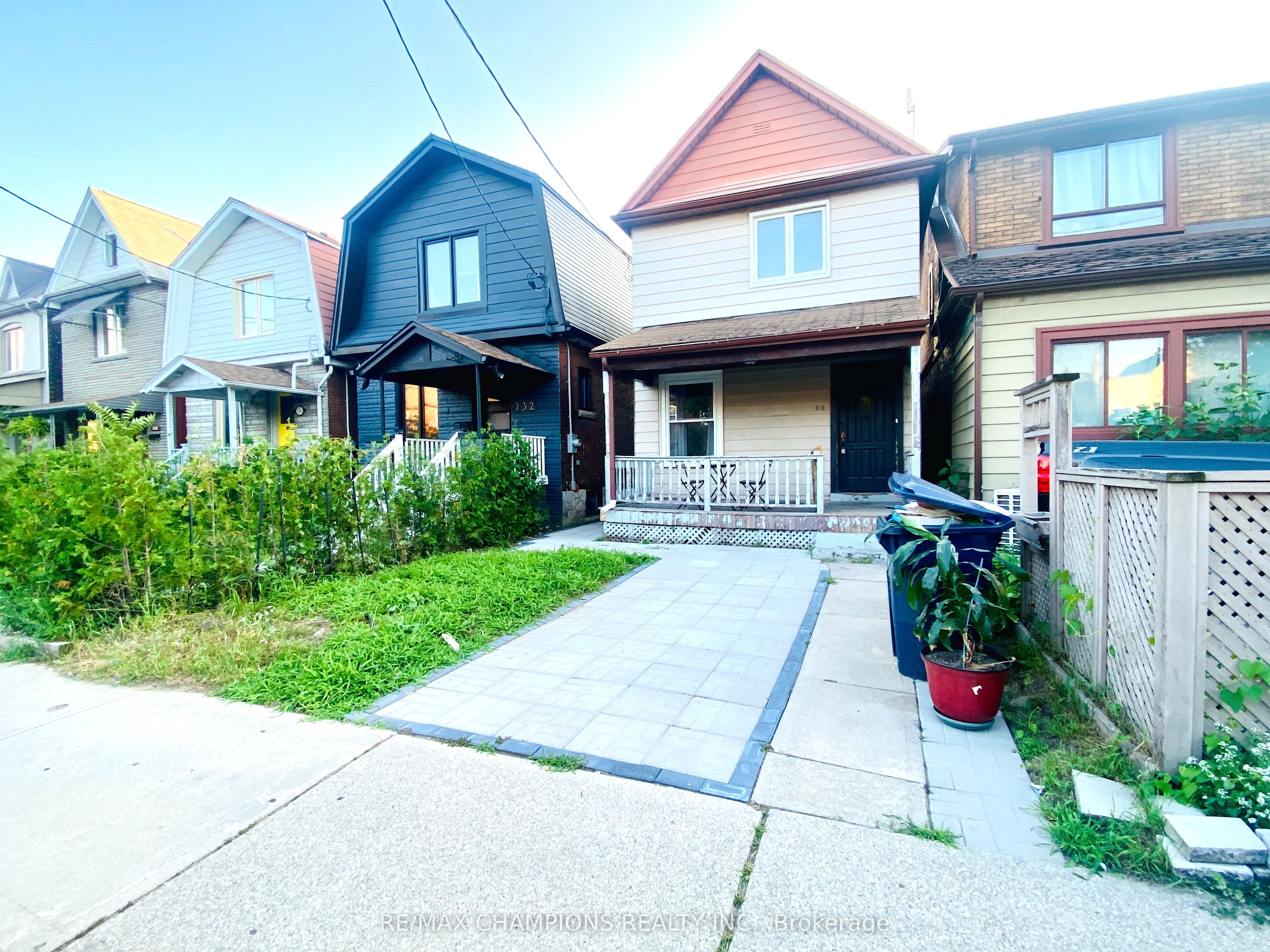 734 Willard Avenue Main