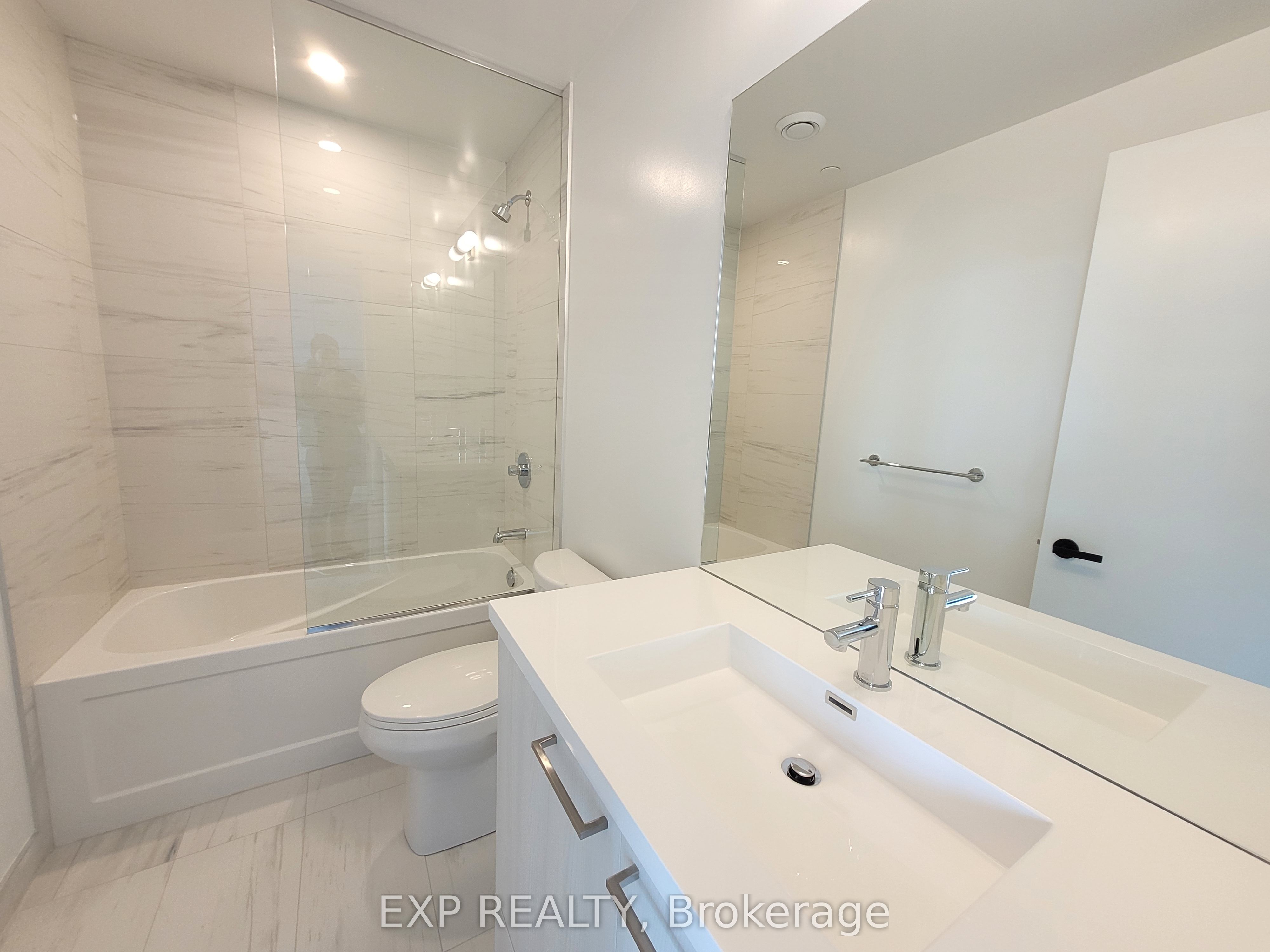 225 Commerce Street 1005