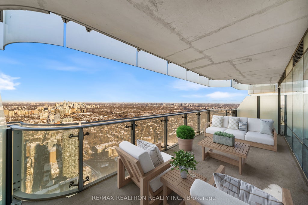 Photo of 1 Bloor Street E #6010, Toronto, ON M4W 0A8 (MLS # C13580502)
