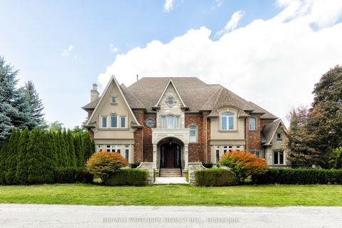 68 Maple Grove Avenue Richmond Hill ON L4E 2X2