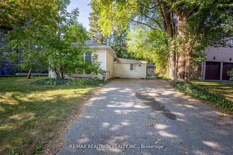 520 North Lake Road Richmond Hill ON L4E 3B2