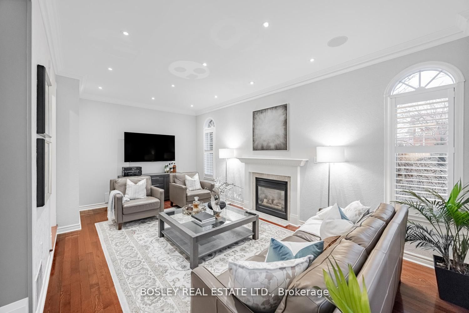6358 Lisgar Drive