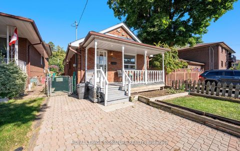 Photo of 61 Foch Avenue, Toronto, ON M8W 3X5 (MLS # W12472634)