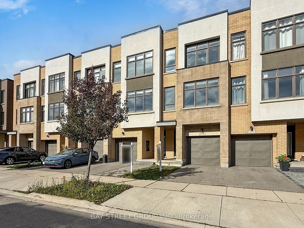 Photo of 219 Huguenot Road, Oakville, ON L6H 7C3 (MLS # W12478092)