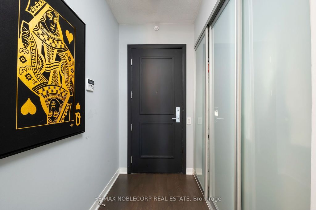 Photo of 88 Park Lawn Road #2212, Toronto, ON M8Y 0B5 (MLS # W12651602)