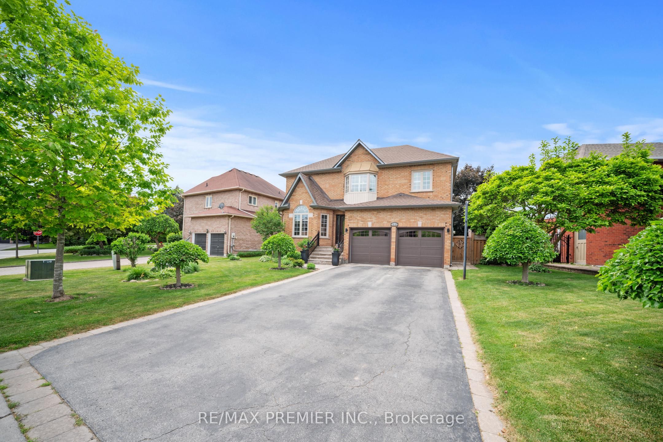 618 Ponting Place