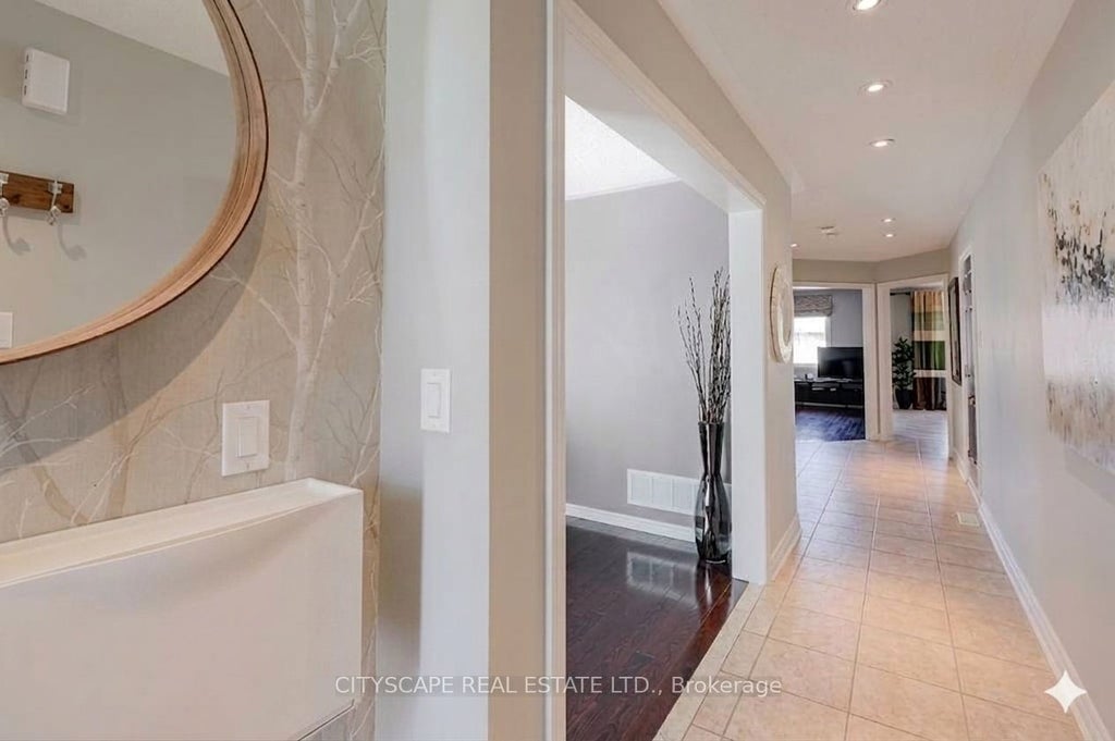 Photo of 369 Kwapis Boulevard, Newmarket, ON L3X 3H1 (MLS # N13606646)
