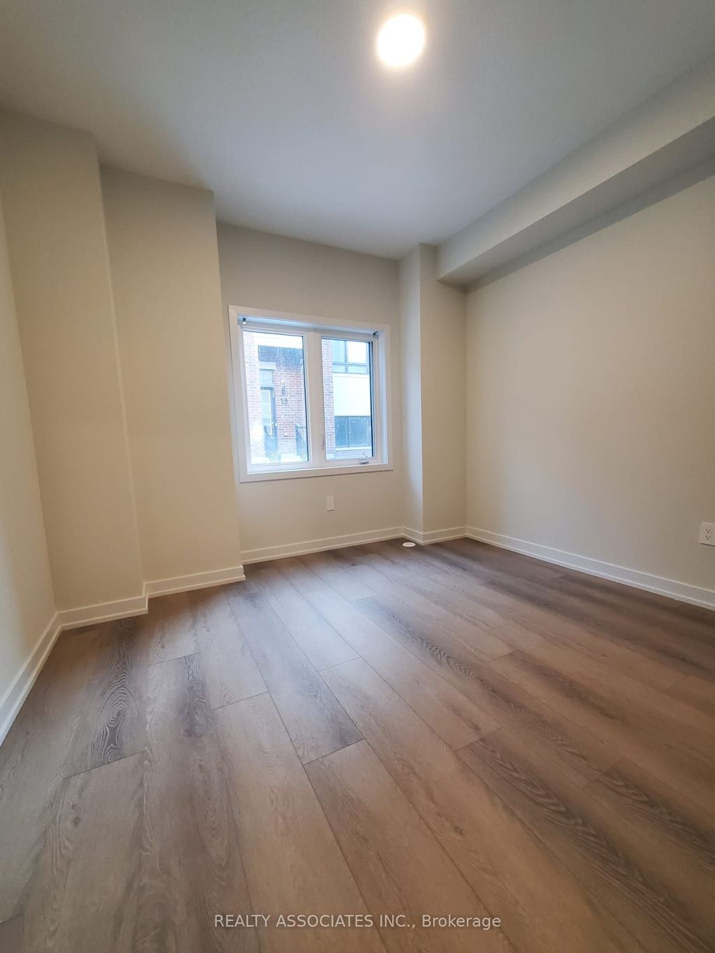 Photo of 19 Mermot Lane, Richmond Hill, ON L4B 0J5 (MLS # N12864560)